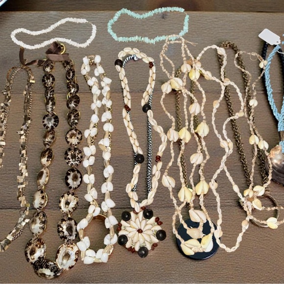 Jewelry - Shell Jewelry Lot, Vintage, Hawaiian, Hand Crafted, Pre-Owned, Necklaces/ Leis